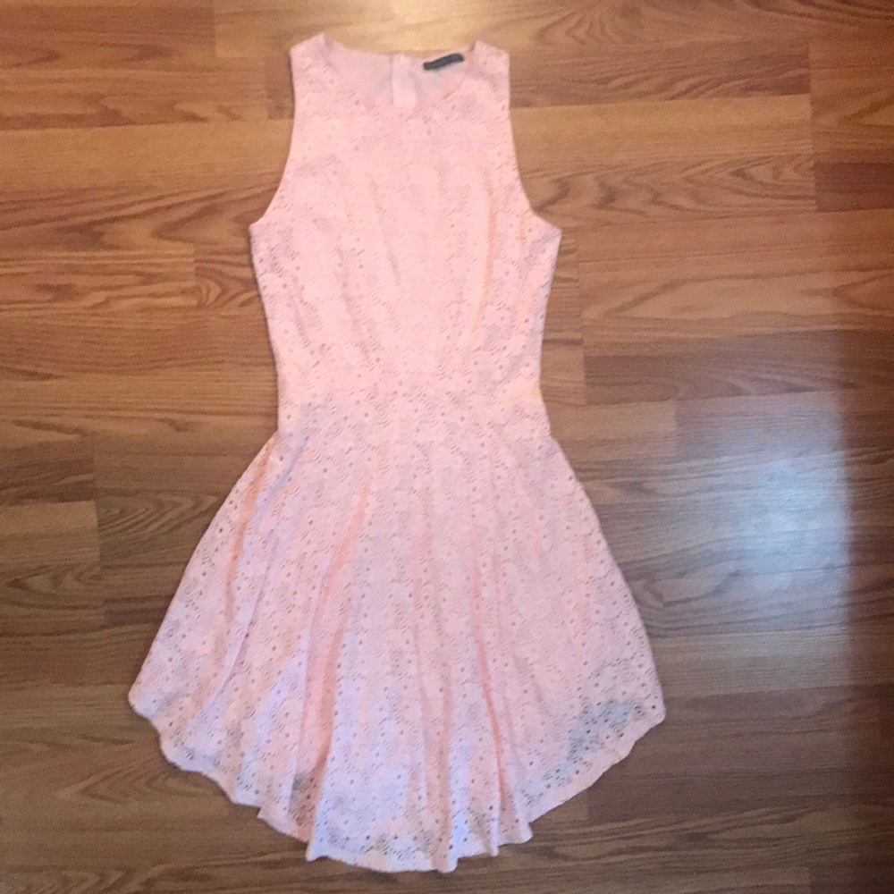 Dress - Picture 3 of 4